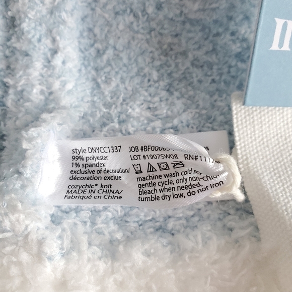 New Barefoot Dreams CozyChic Frozen Disney Women\'s Slouchy Beanie NWT main image 10